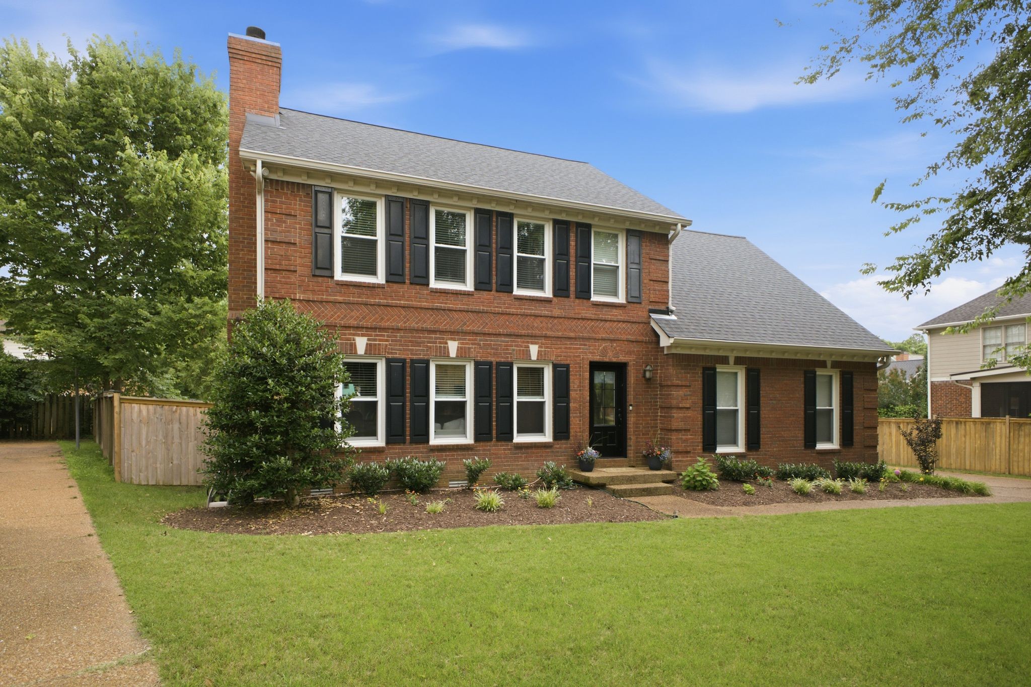 519 Hampton Height Ln, Franklin TN 37064 3-bed home, photo 2 of 30