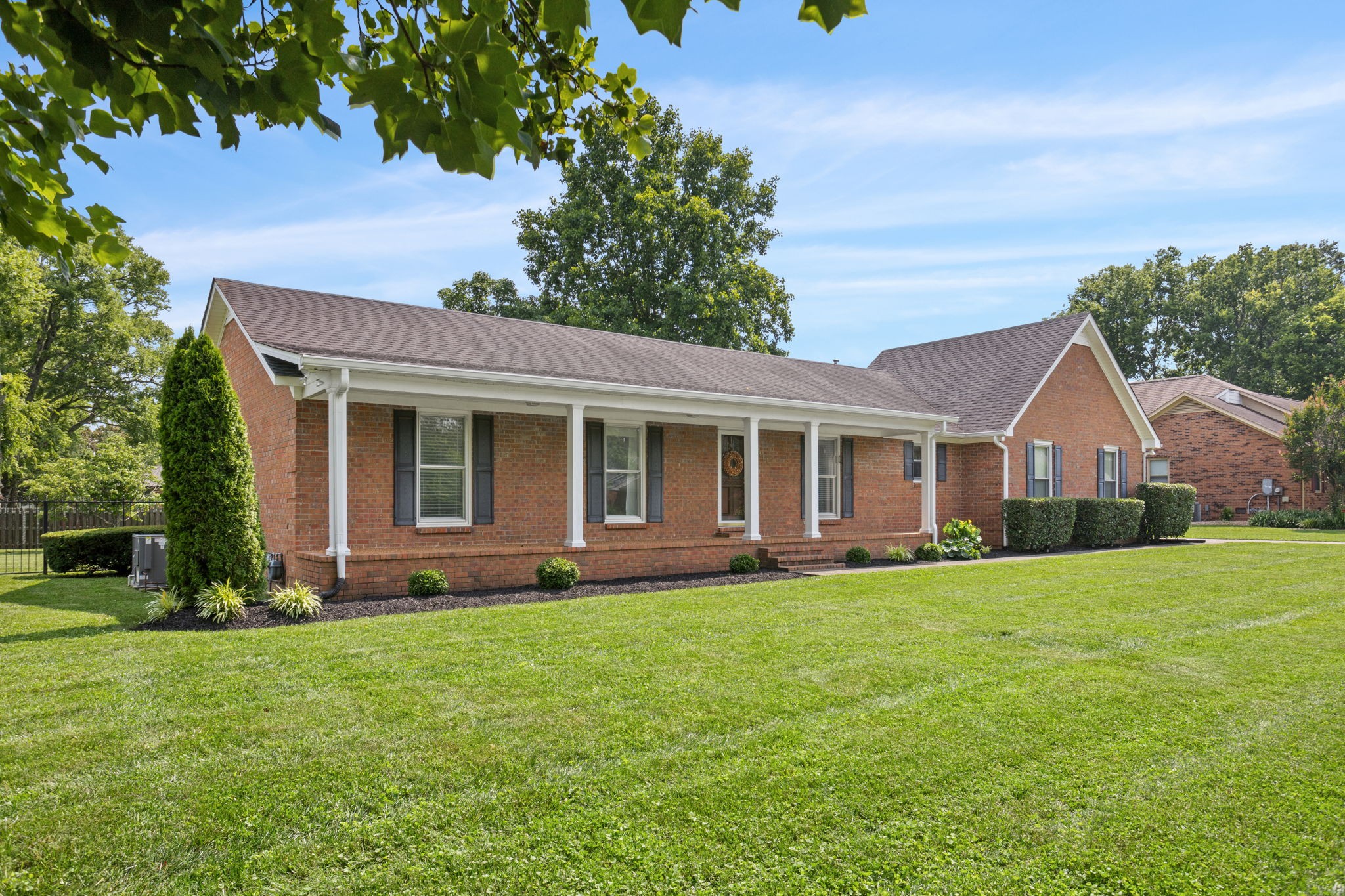 811 Banner Dr