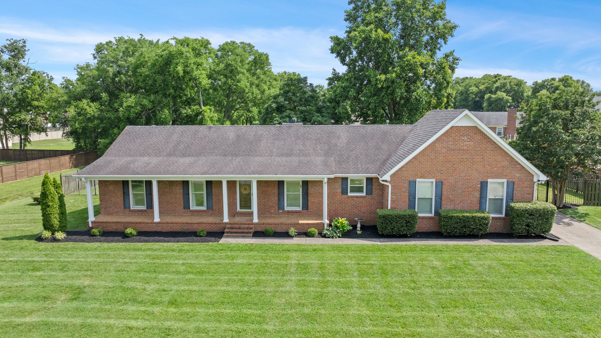 811 Banner Dr