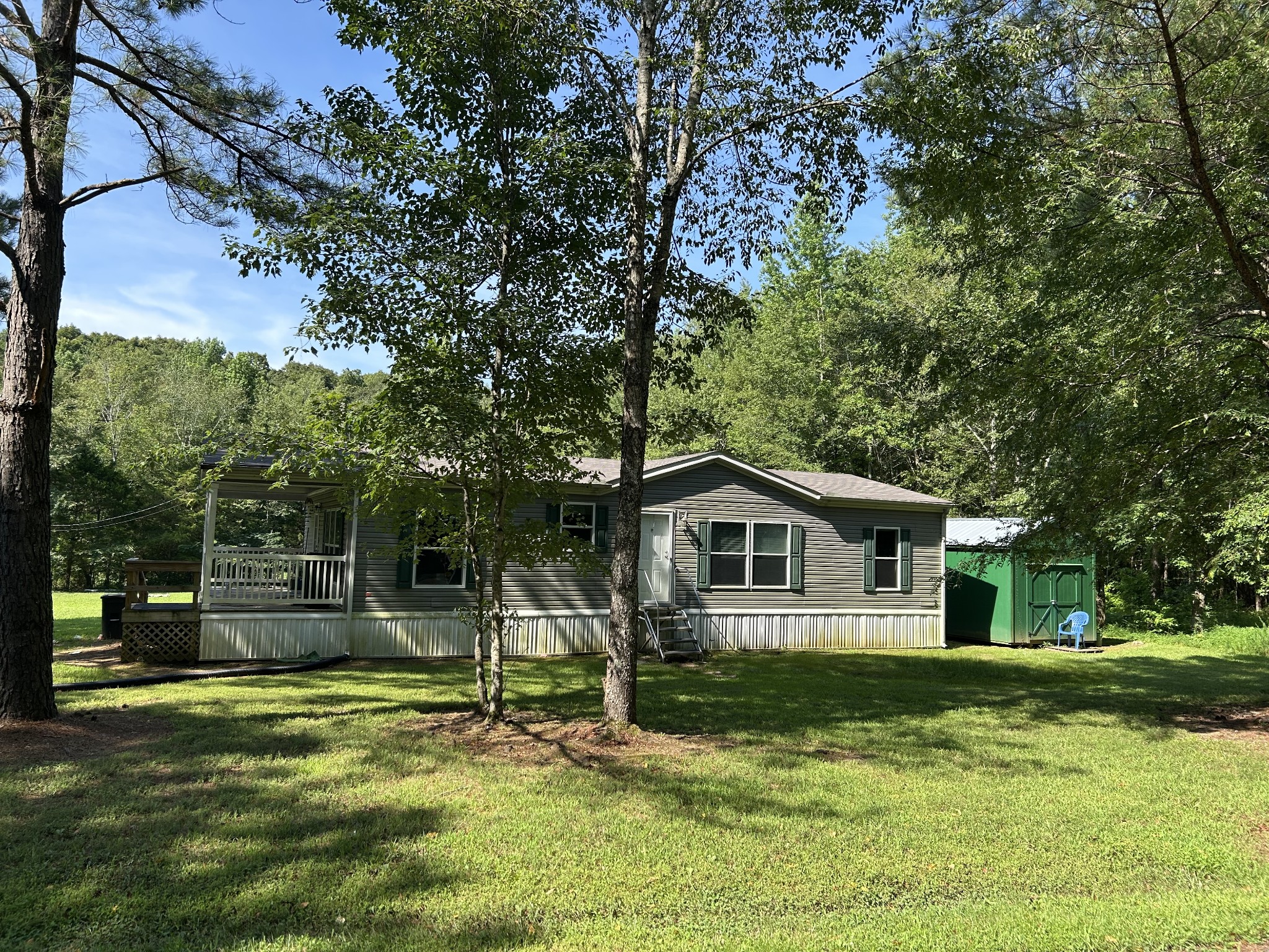 61 Ramblingwood Dr
