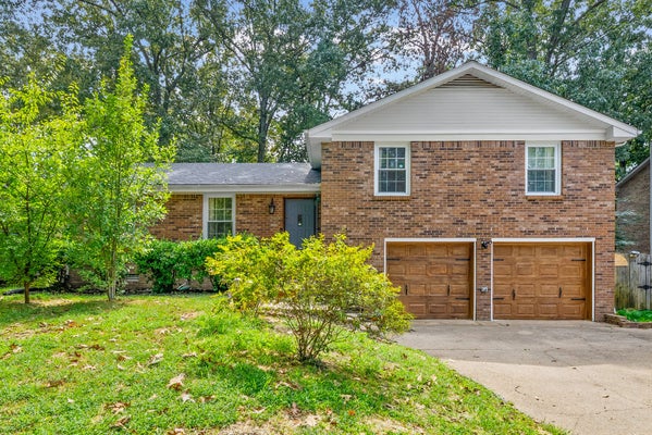 245 MILLSTONE CIR, CLARKSVILLE, TN 37042 - Image 586be5ccd64add2c7390cd0cb19fb024/3510018463