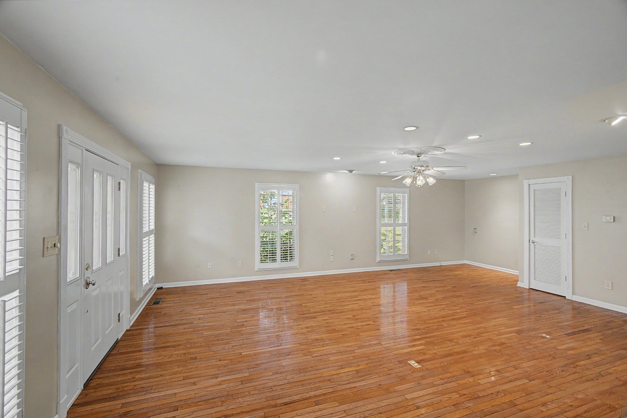 530 S Main St