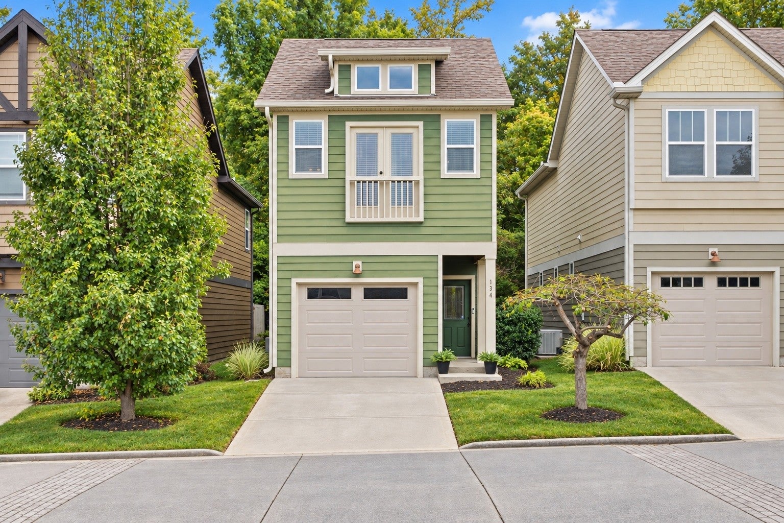 2-bed condo for sale in Nashville, TN 37217, 134 Shiaway Ct 134 Shiaway Ct, Nashville TN 37217 2-bed condo, photo 3 of 32