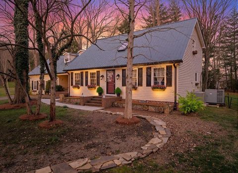 1439 Thomas Cir Cookeville TN 38506