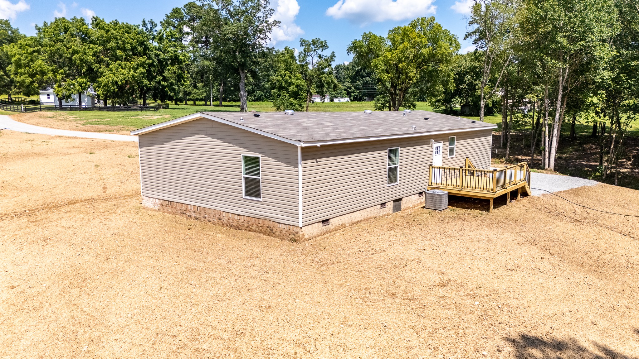 389 Busby Rd