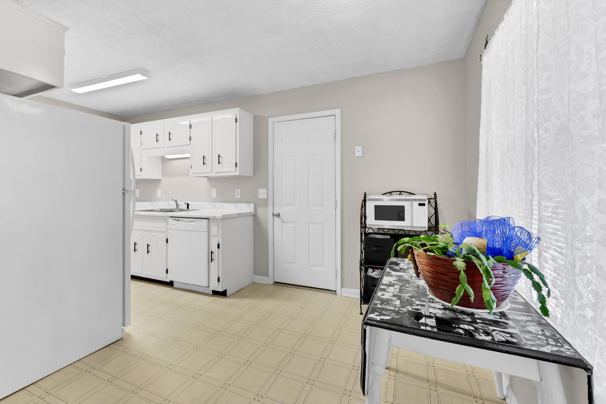 3440 Sandpiper Dr