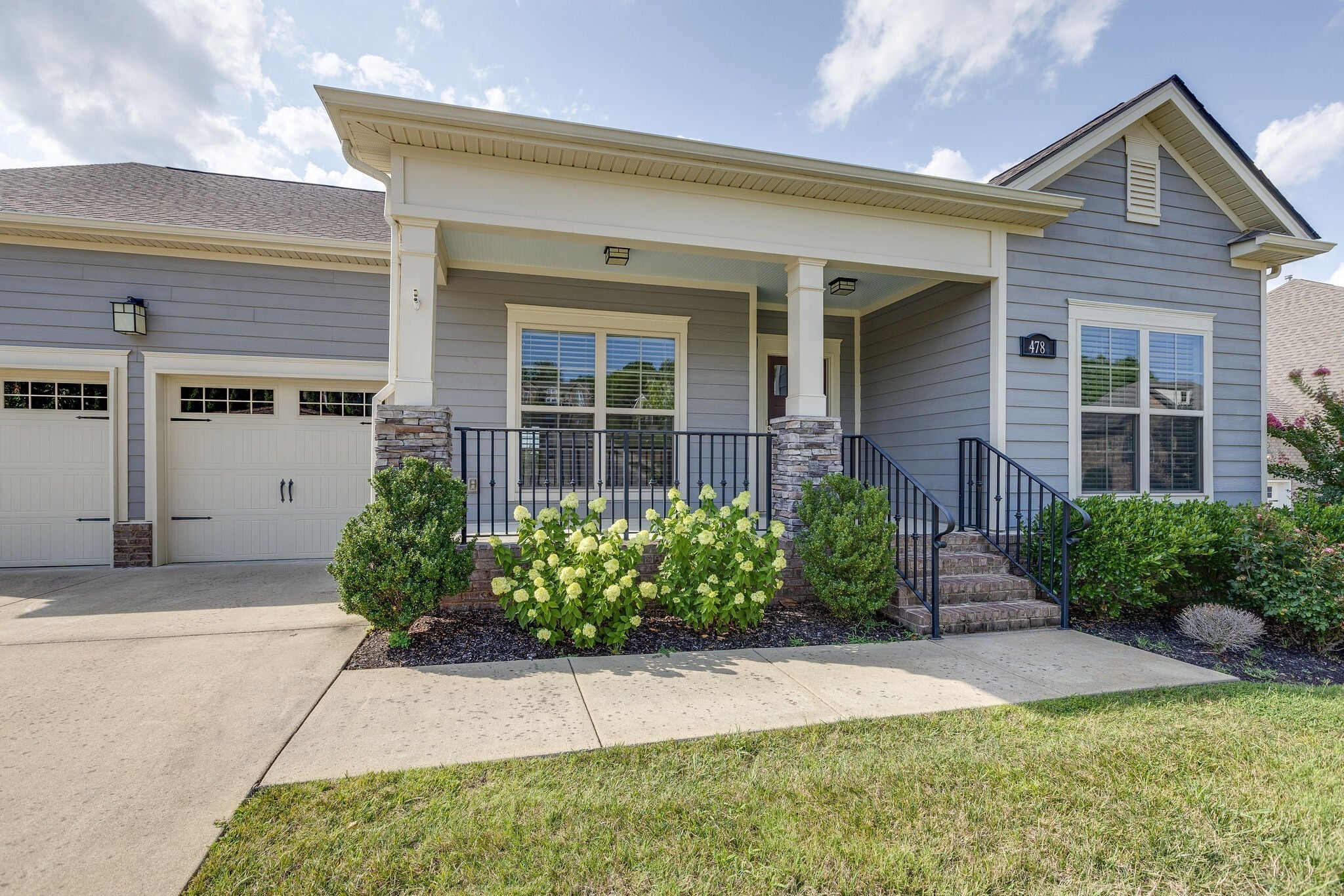 4784 Kintore Dr