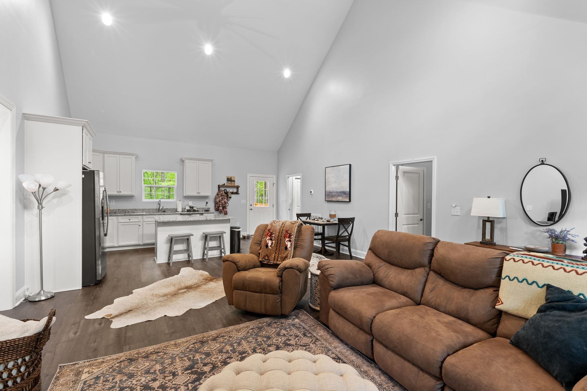 122 Deerwood Ct