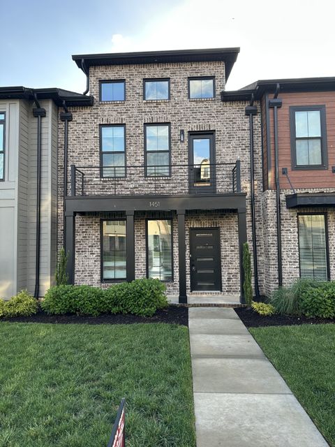 1451 Rebecca Johns Dr Murfreesboro TN 37128