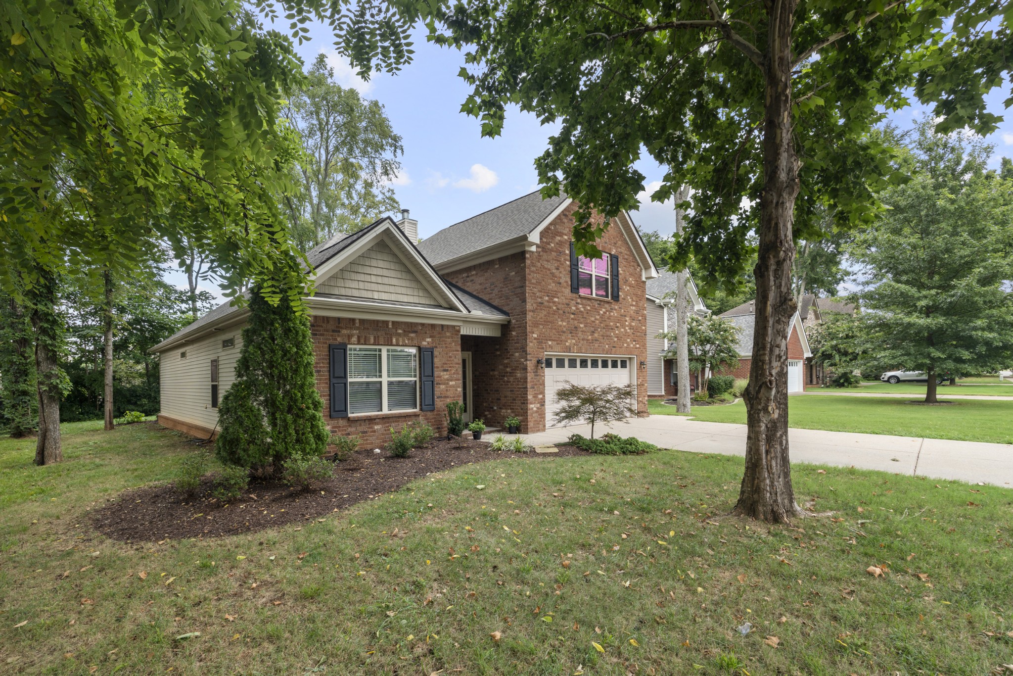 3336 Mapleside Ln