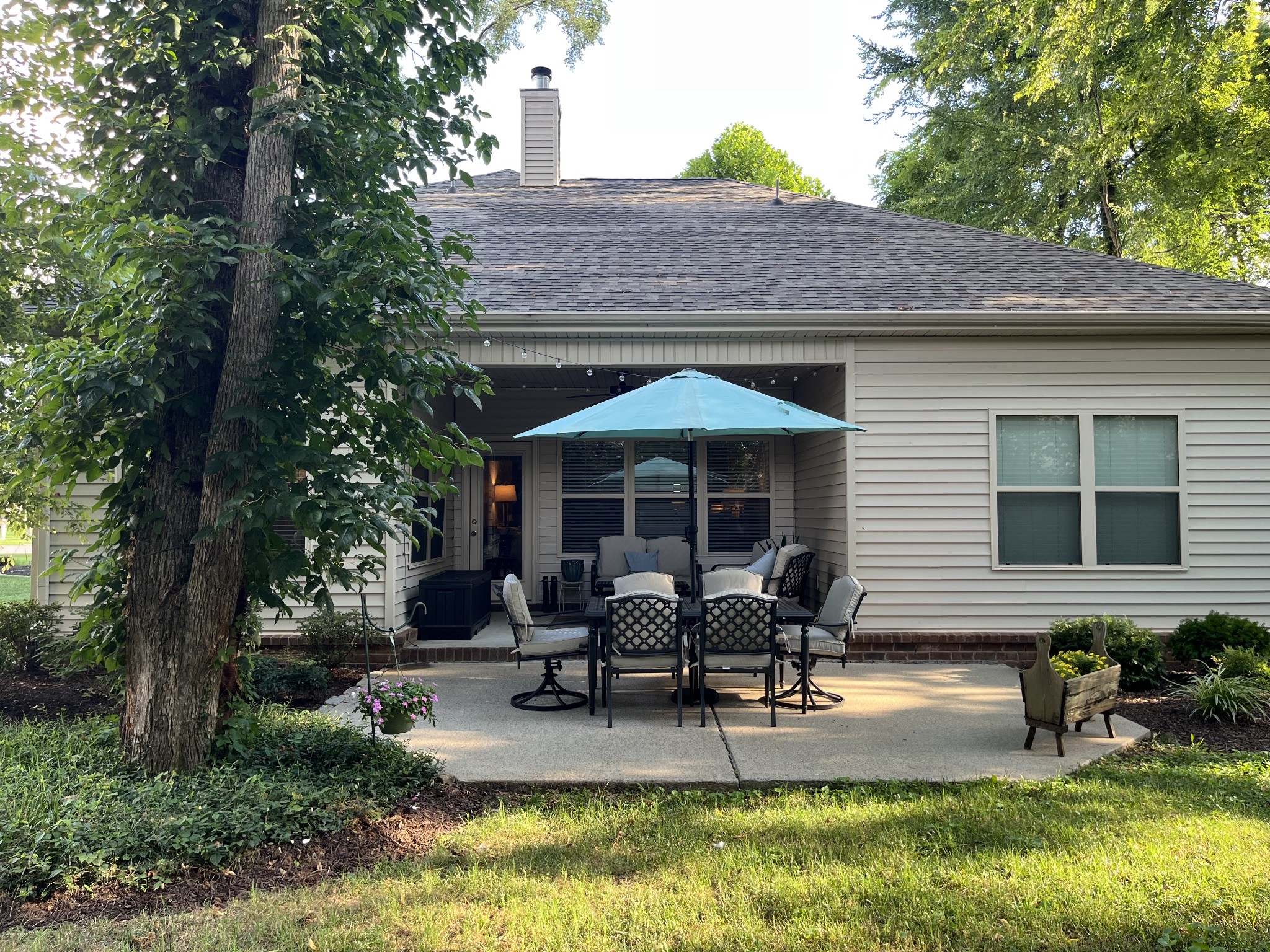 3336 Mapleside Ln