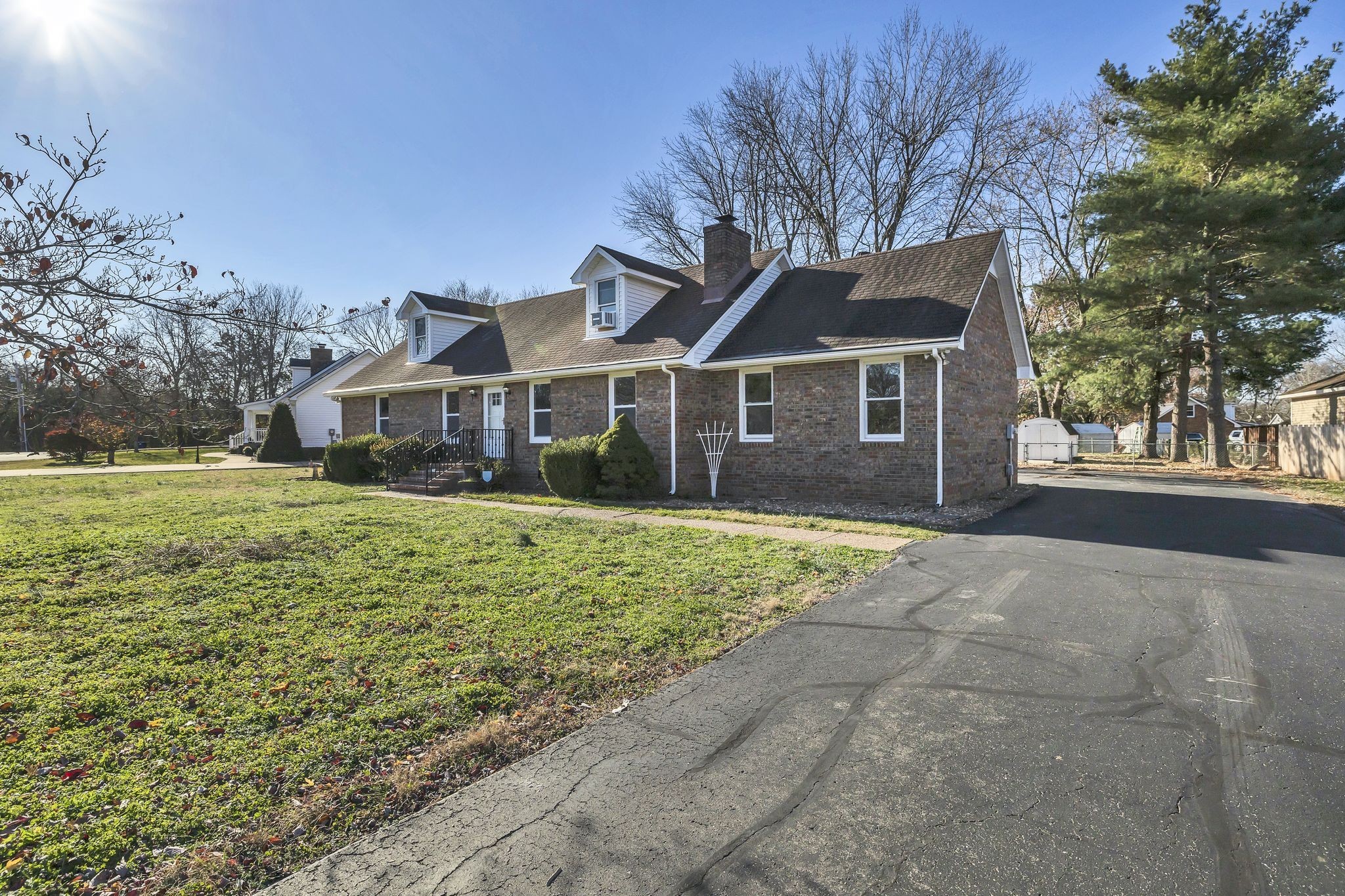 314 Shadowbrook Dr