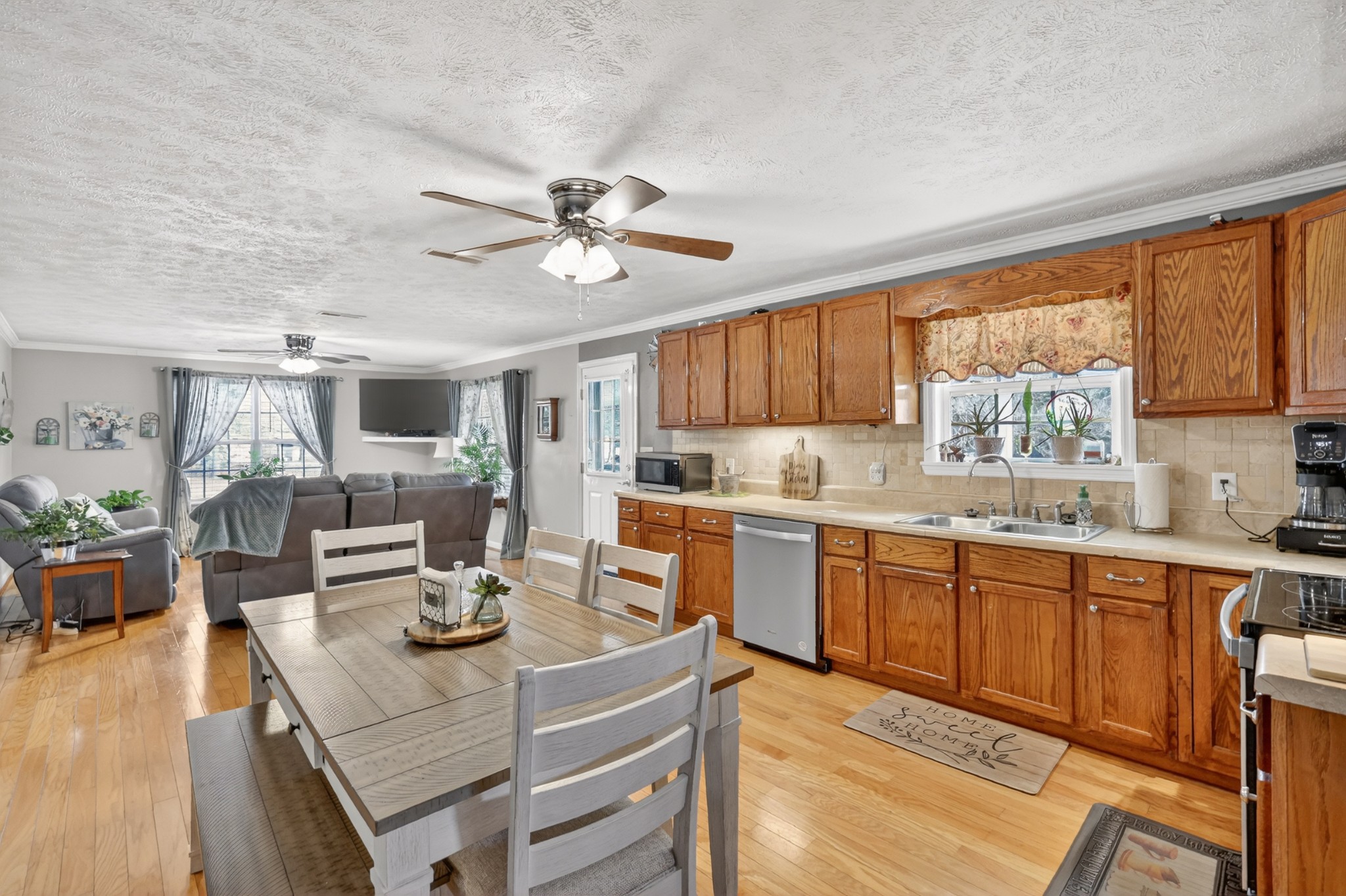 323 Buzzard Roost Rd