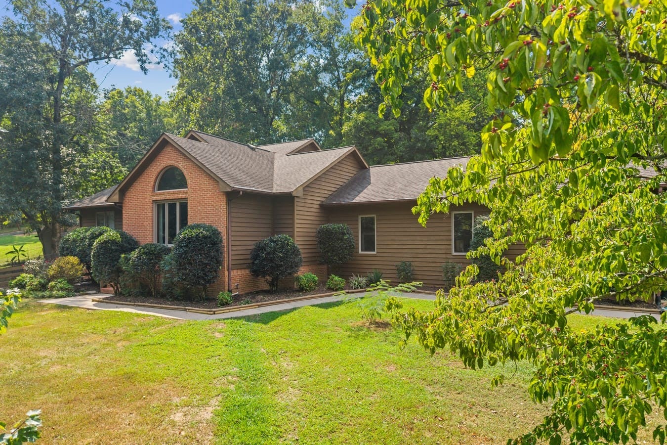 1990 Rock Springs Rd