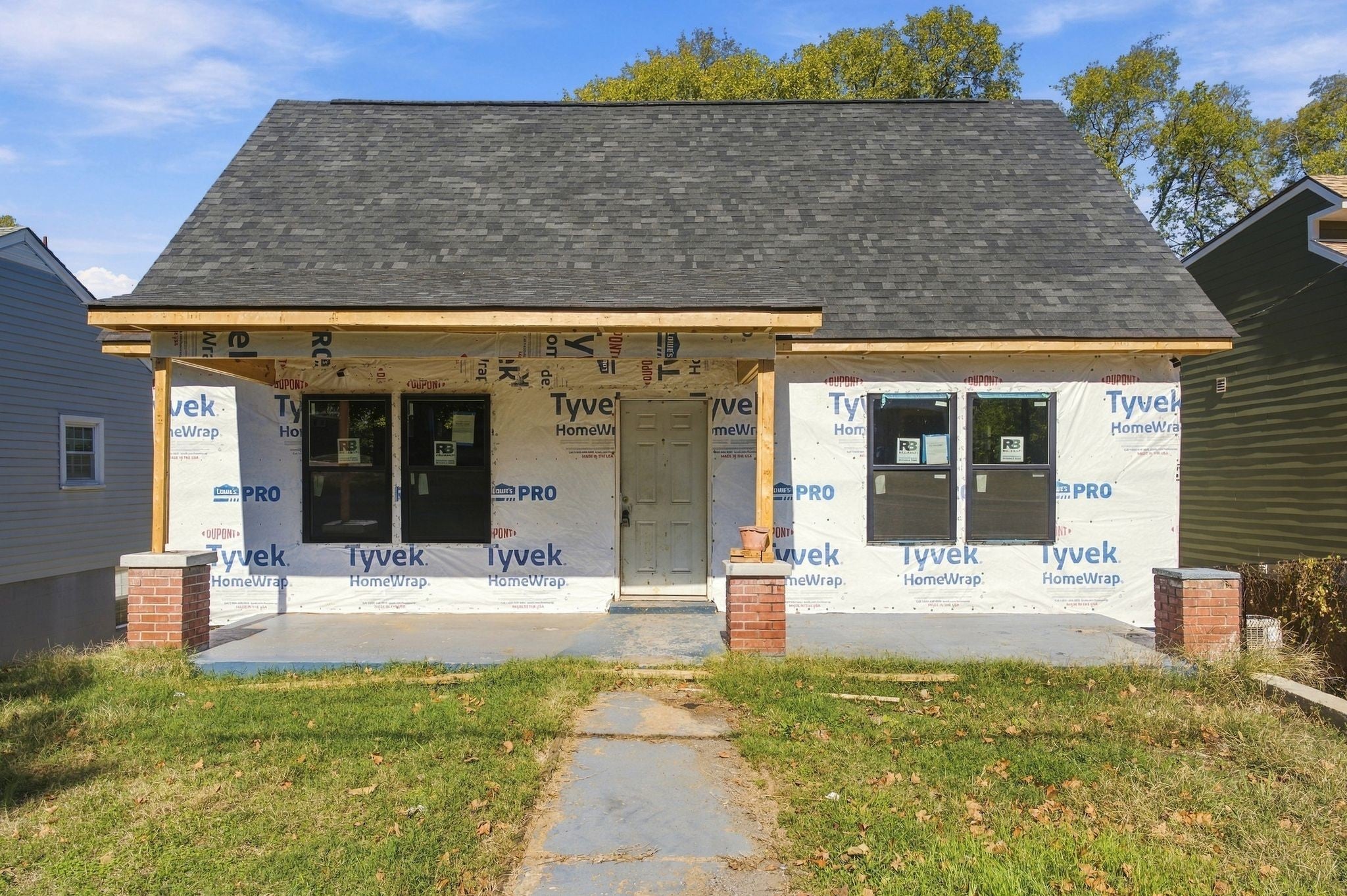 2404 Buchanan St