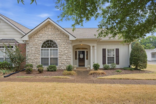 7009 SUNRISE CIR, FRANKLIN, TN 37067 - Image 58deeb9fab40403a513f3f2c4cf0bda8/17553118
