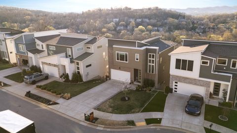 1853 Sprucewood Ln Nashville TN 37211