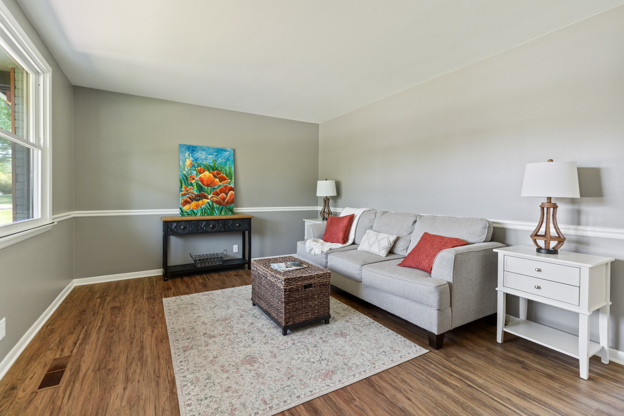 100 Eleazer Dr