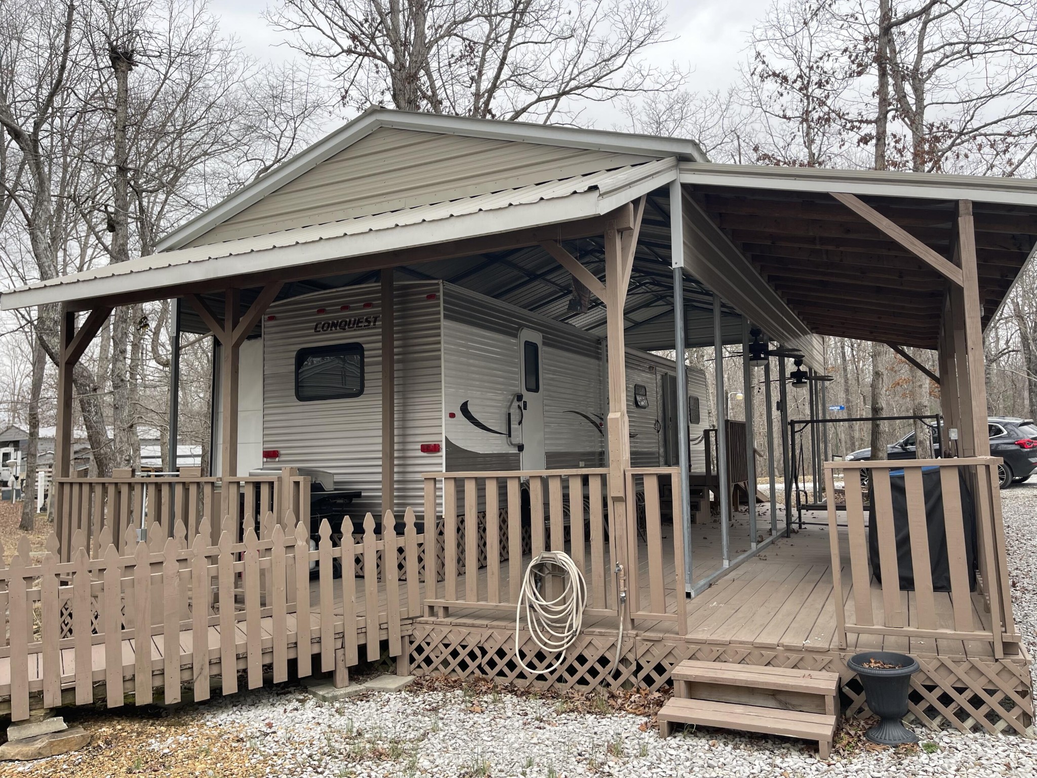 950 Forest Ln & Chestnut Oak Dr