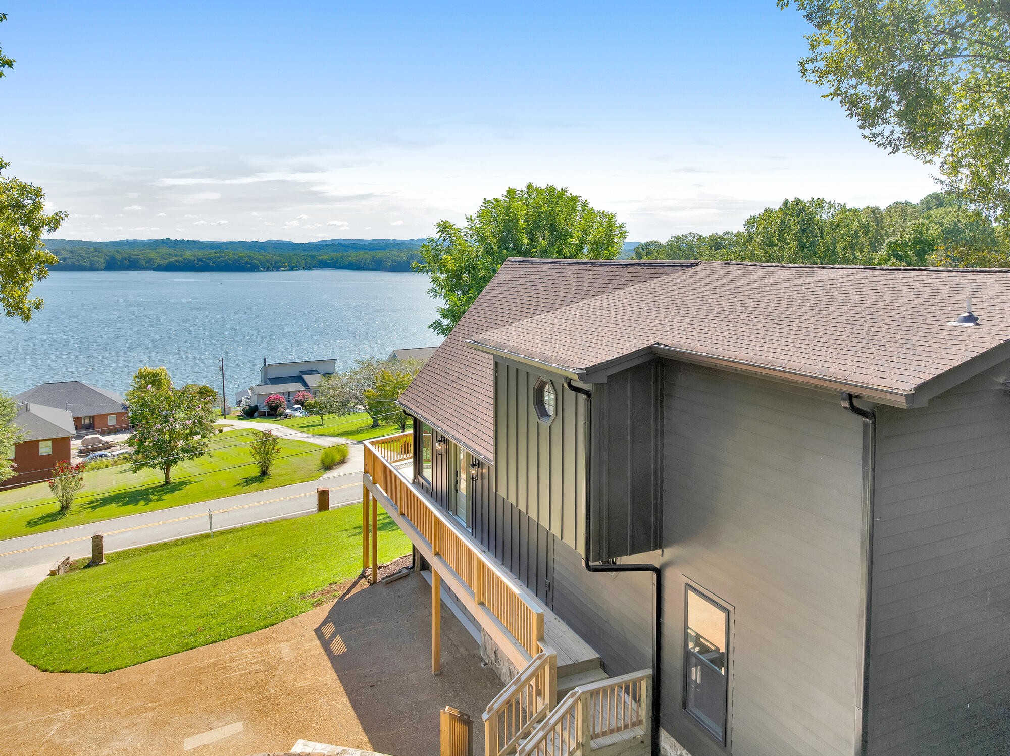 3513 Gold Point Circle S