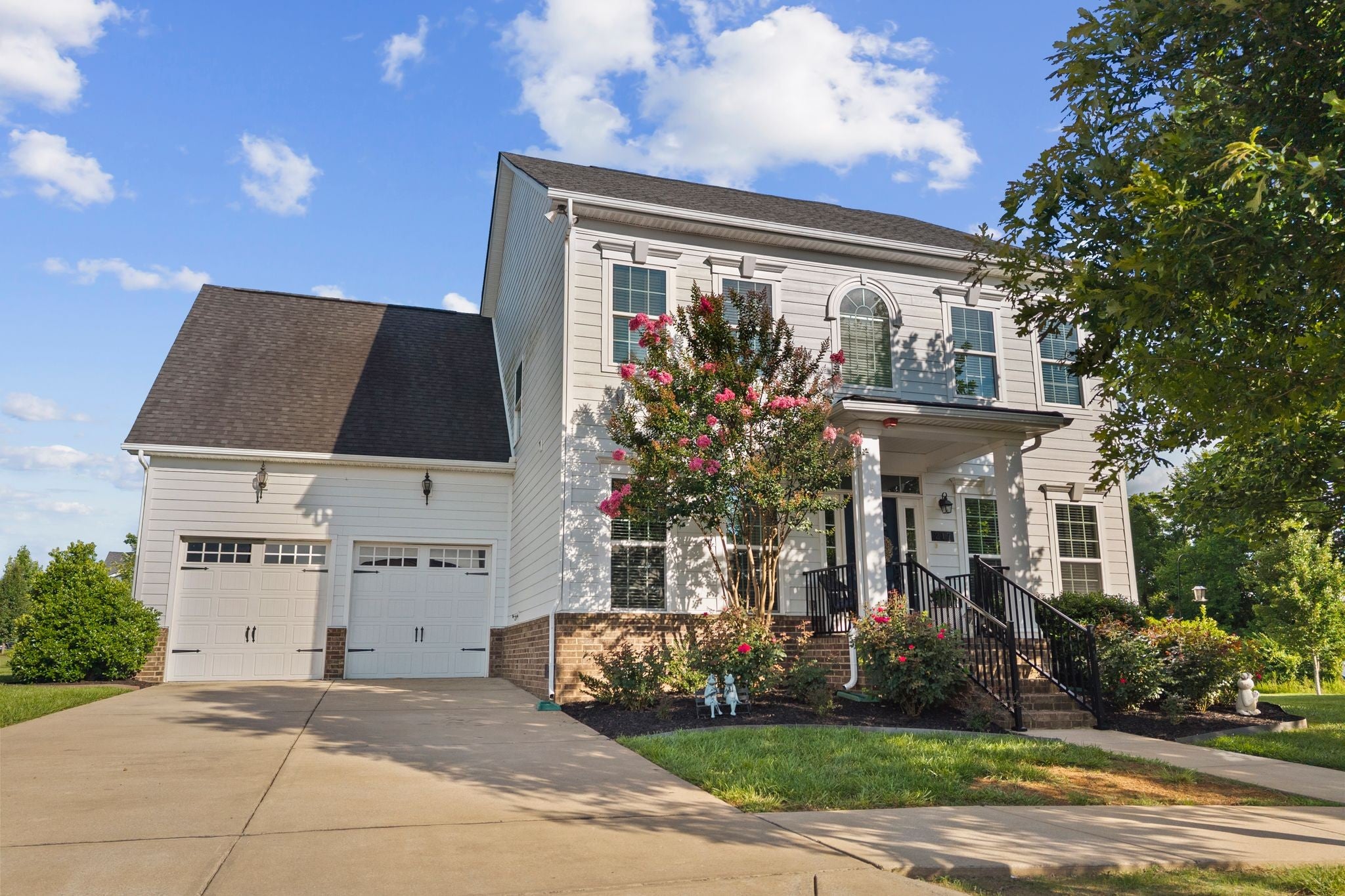 217 Coffenbury Ct, Franklin TN 37064 4-bed home, photo 2 of 30