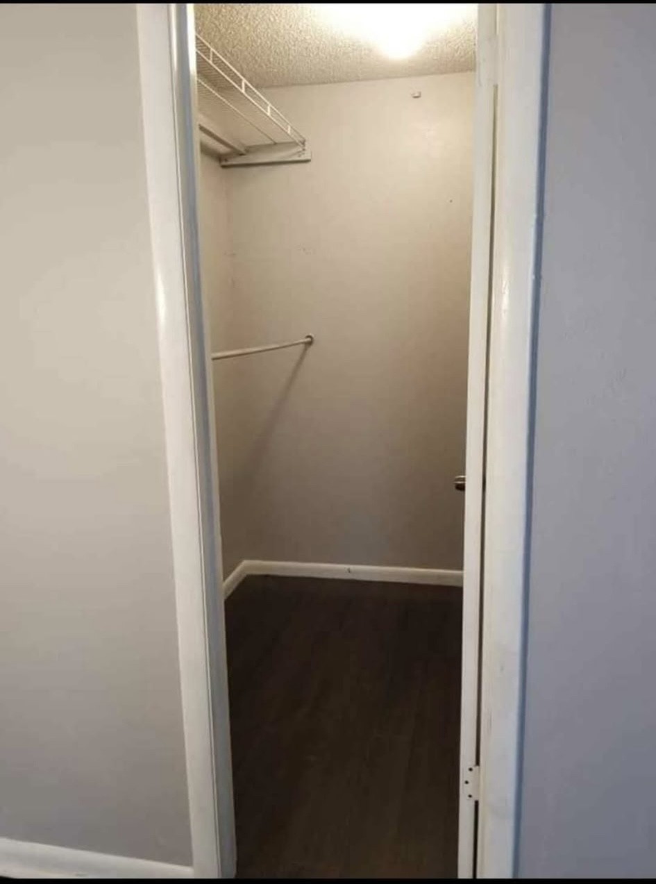 270 Tampa Dr D12
