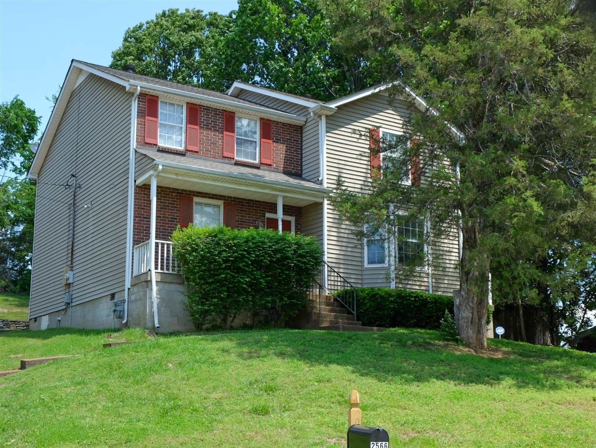 2-bed home for rent in Nashville, TN 37217, 2568 Willowbranch Dr 2568 Willowbranch Dr, Nashville TN 37217 2-bed home, photo 1 of 10