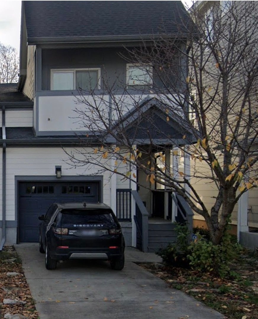3-bed Airbnb at 1316b Pillow St, Nashville, sold October 16, 2026