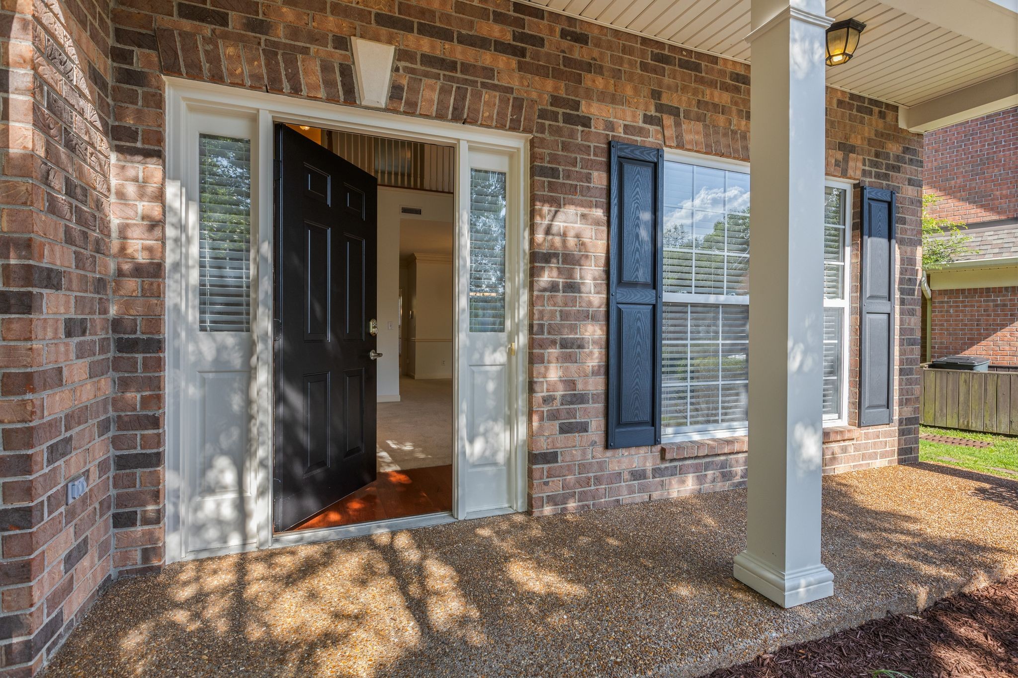 1858 Brentwood Pointe