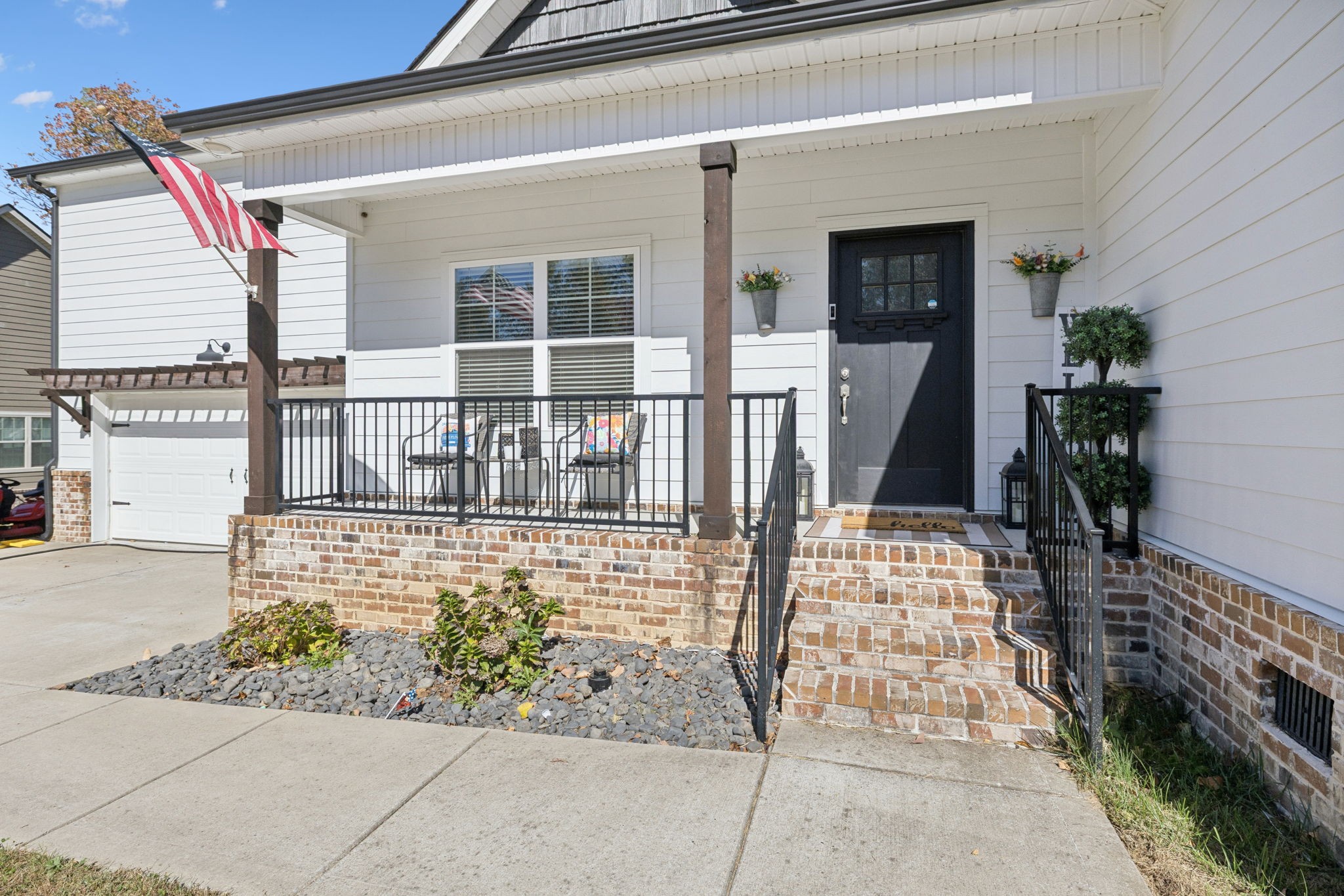 166 Oak Glen Dr