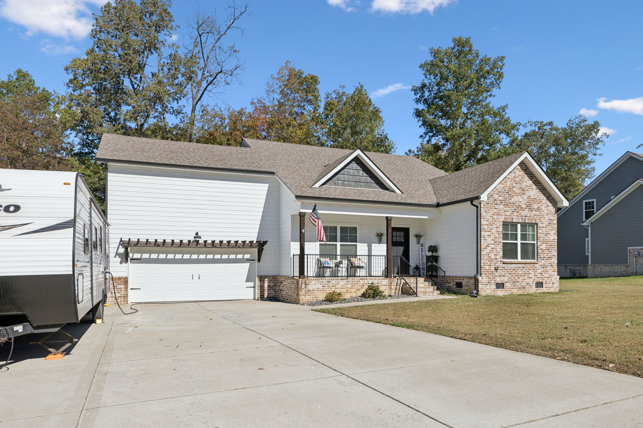166 Oak Glen Dr