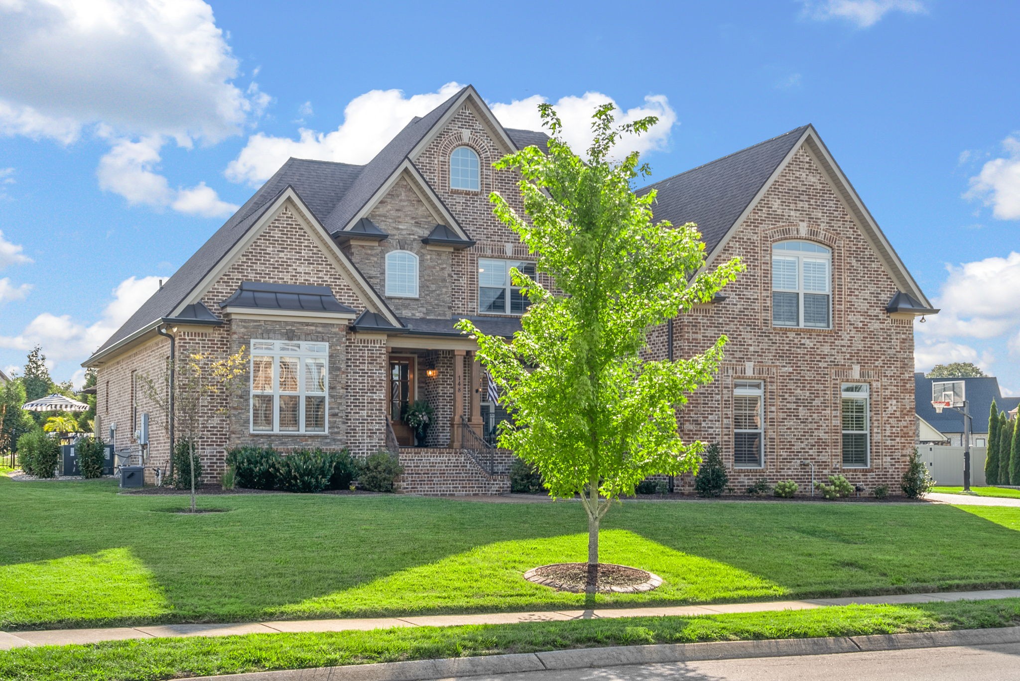 148 Springfield Dr