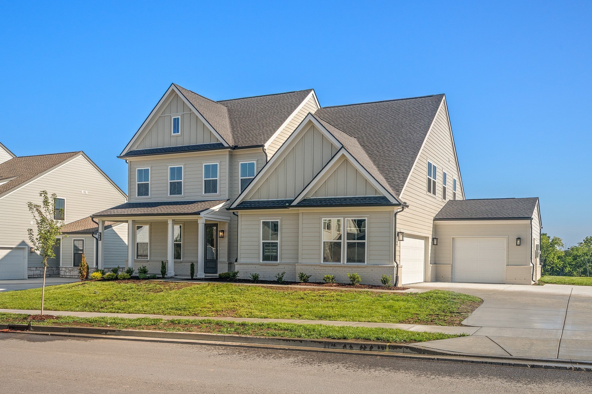 448 Tomlinson Pointe Dr