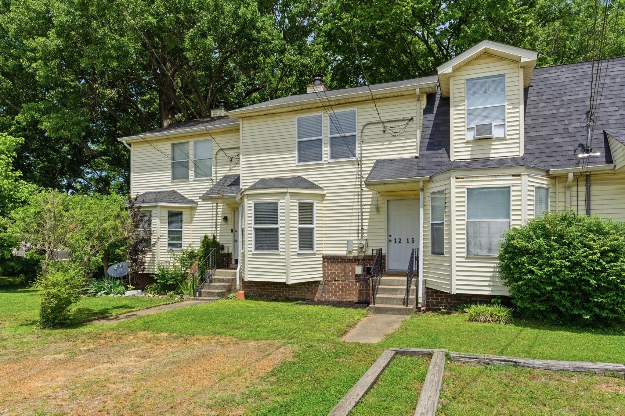 1215 Timber Valley Dr