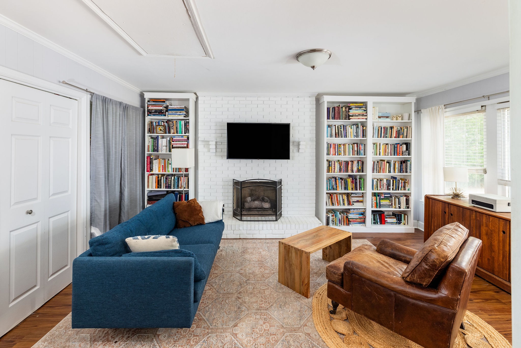 2101 Dearborn Dr