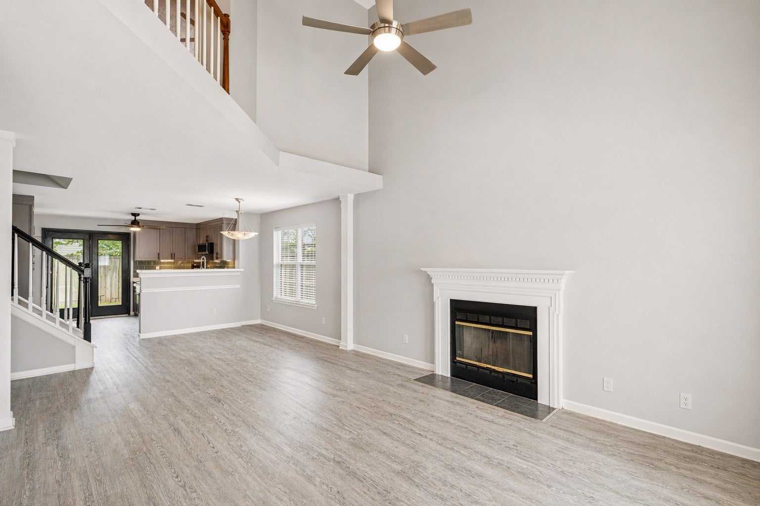 902 Idlewild Ct