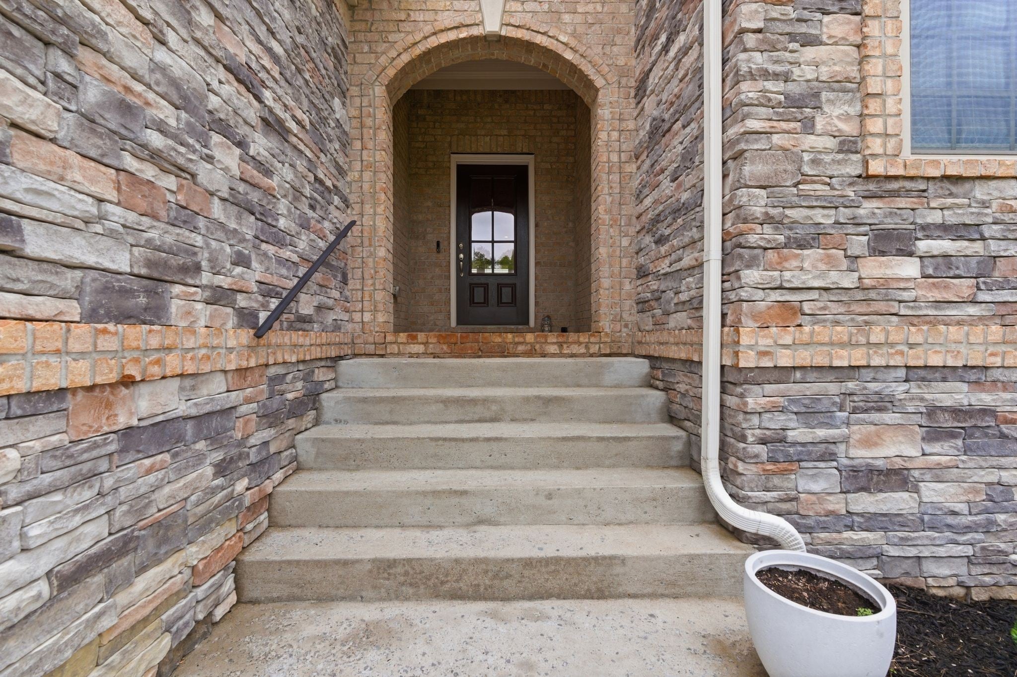 3061 Elliott Dr