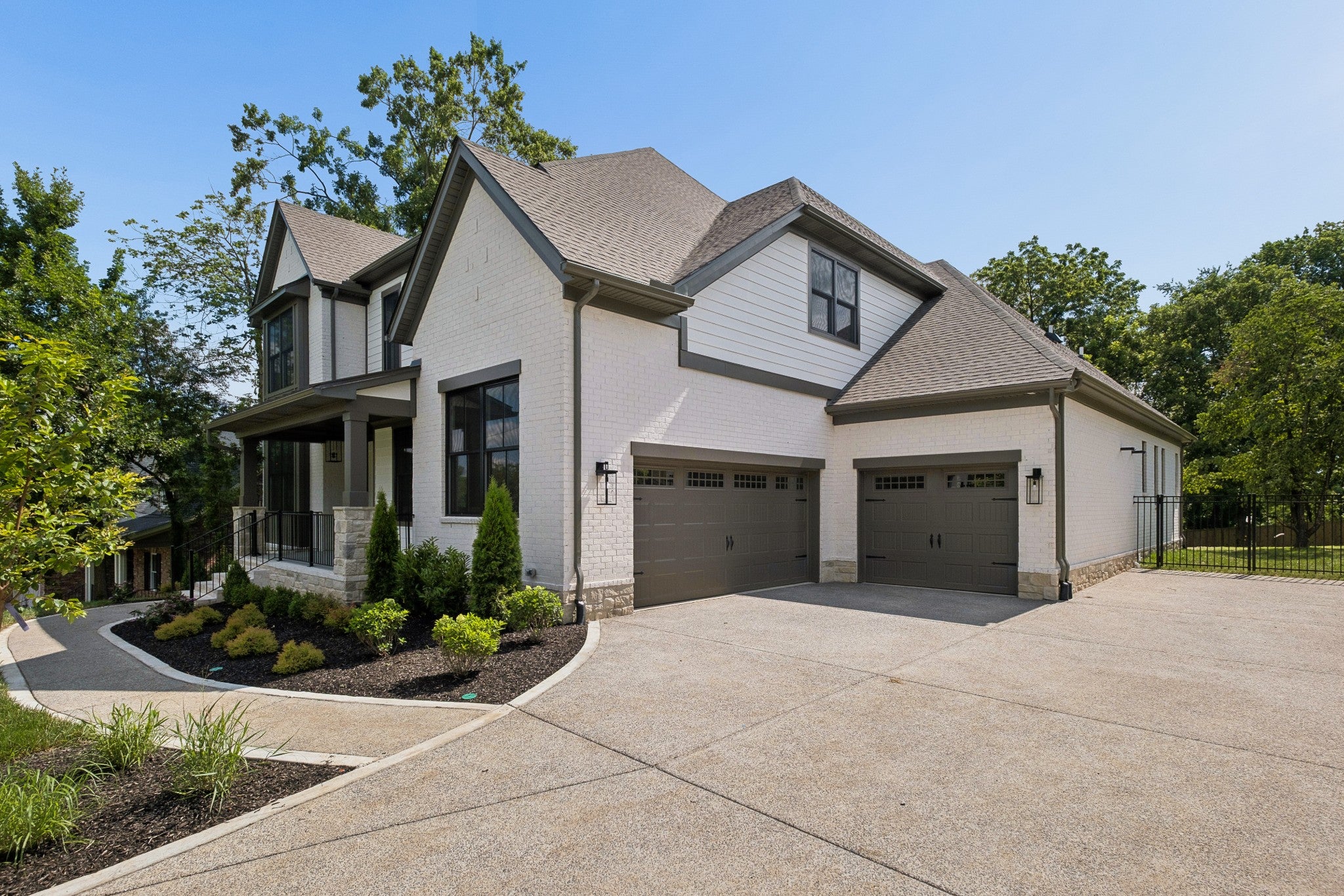 5-bed home for sale in Nashville, TN 37215, 2808 White Oak Dr 2808 White Oak Dr, Nashville TN 37215 5-bed home, photo 4 of 30