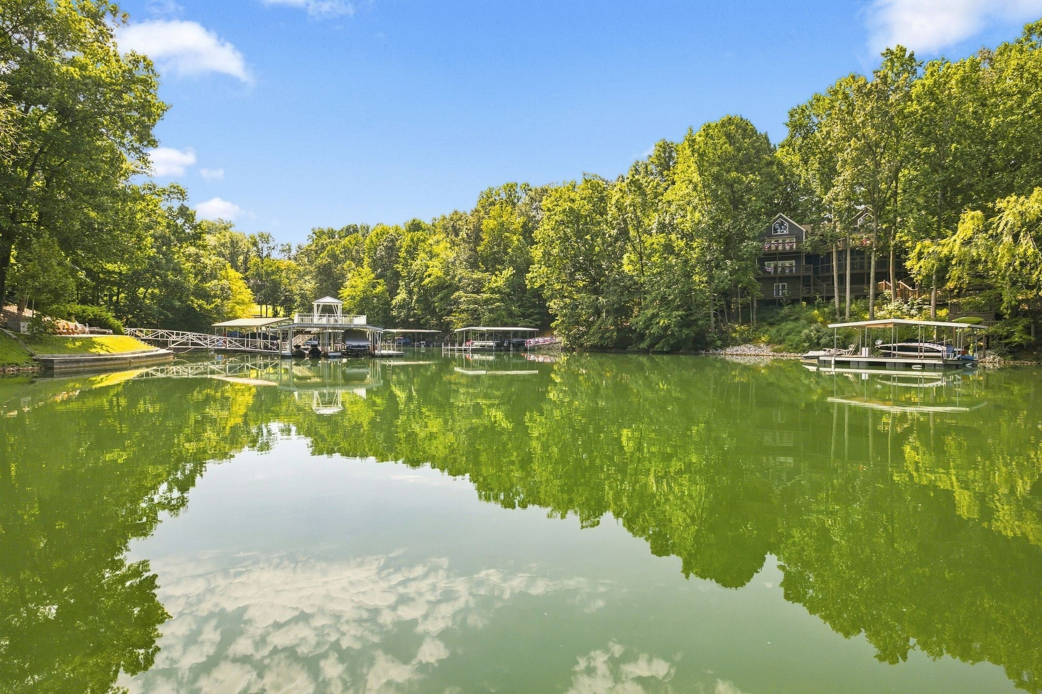 167 Bluff Dr
