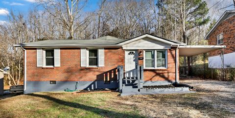 825 E Happy Hollow Dr Clarksville TN 37040