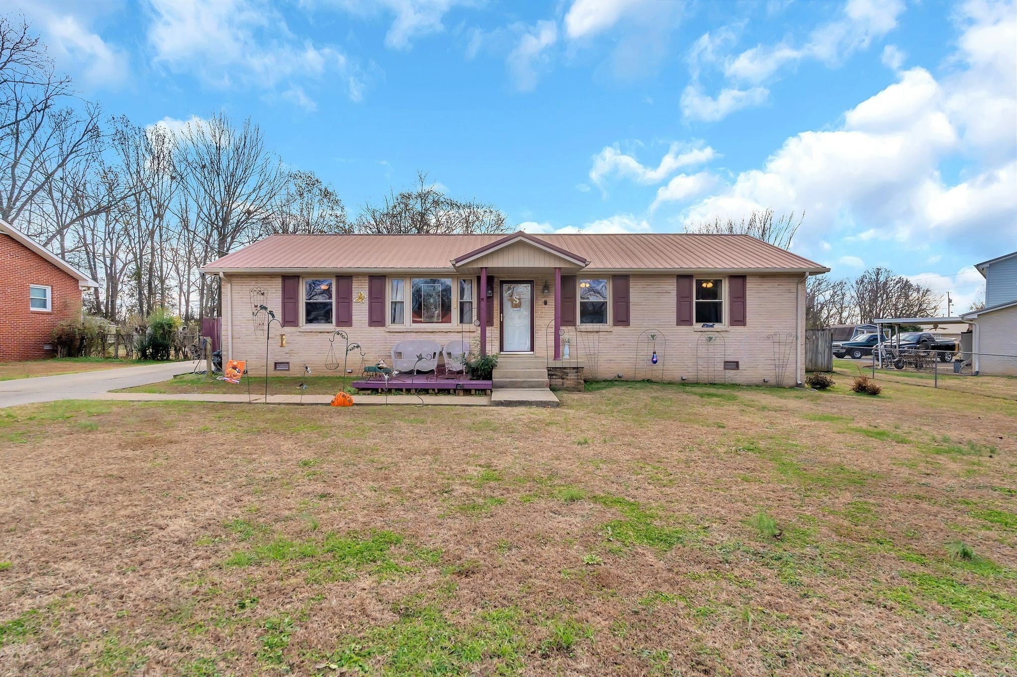 6810 Longview Dr