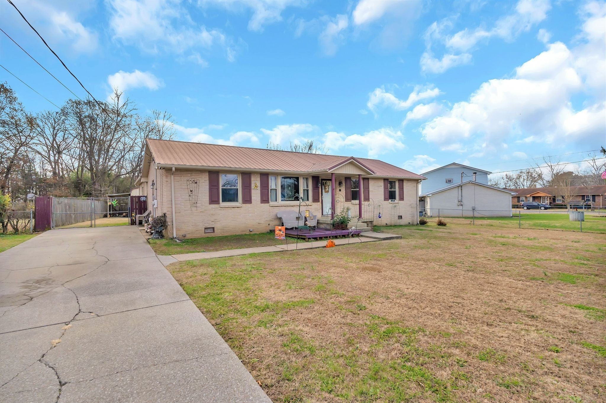 6810 Longview Dr