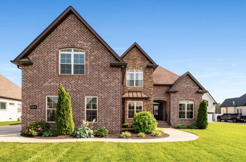 7309 Pembrooke Farms Dr Murfreesboro TN 37129