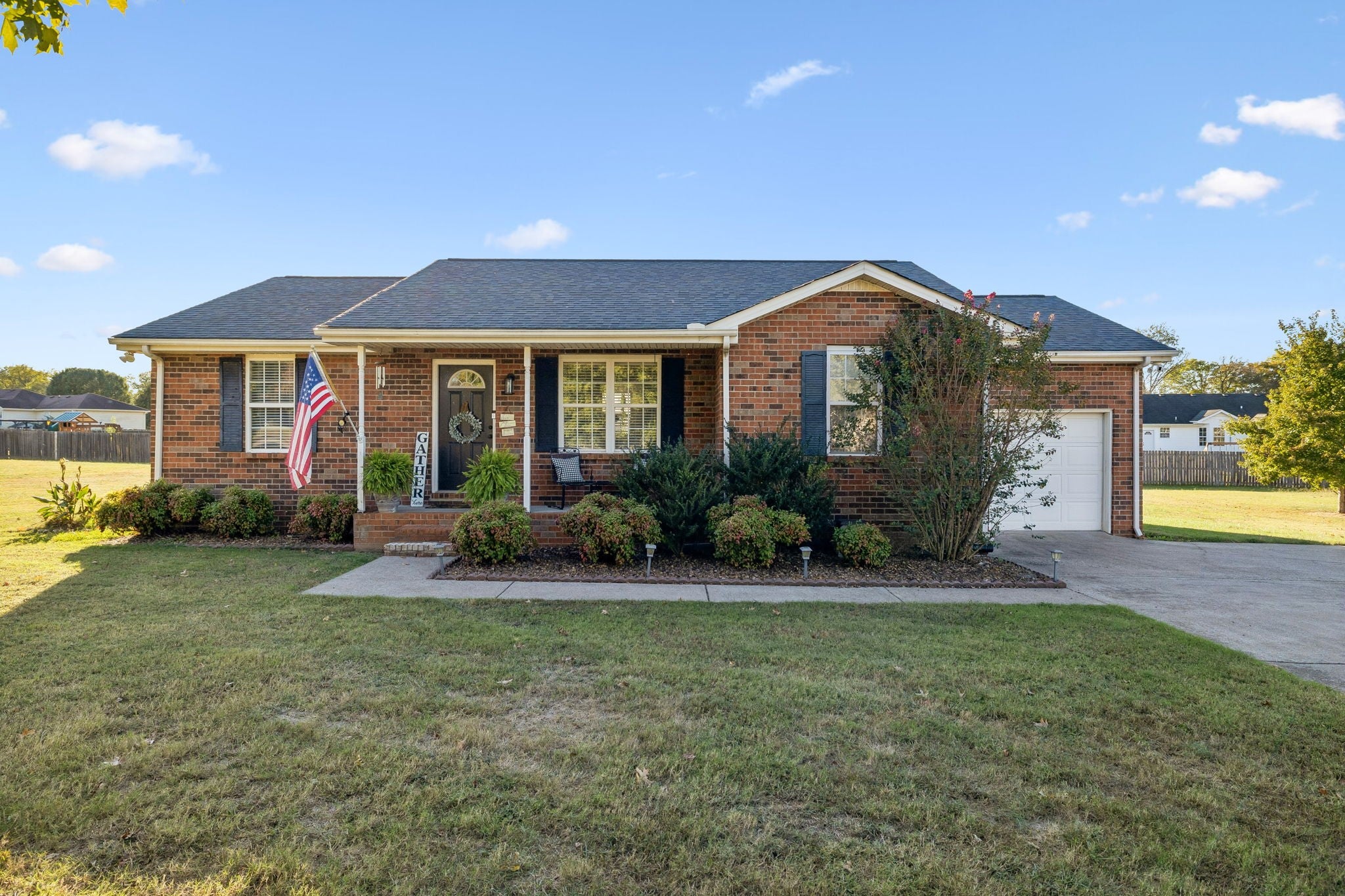 2537 Patrick St