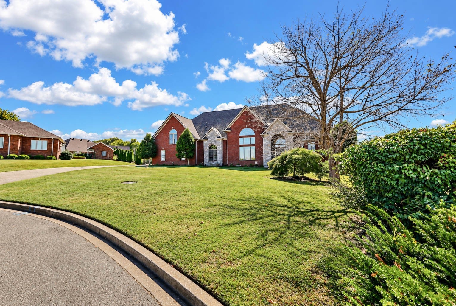 3004 Edgemont Dr