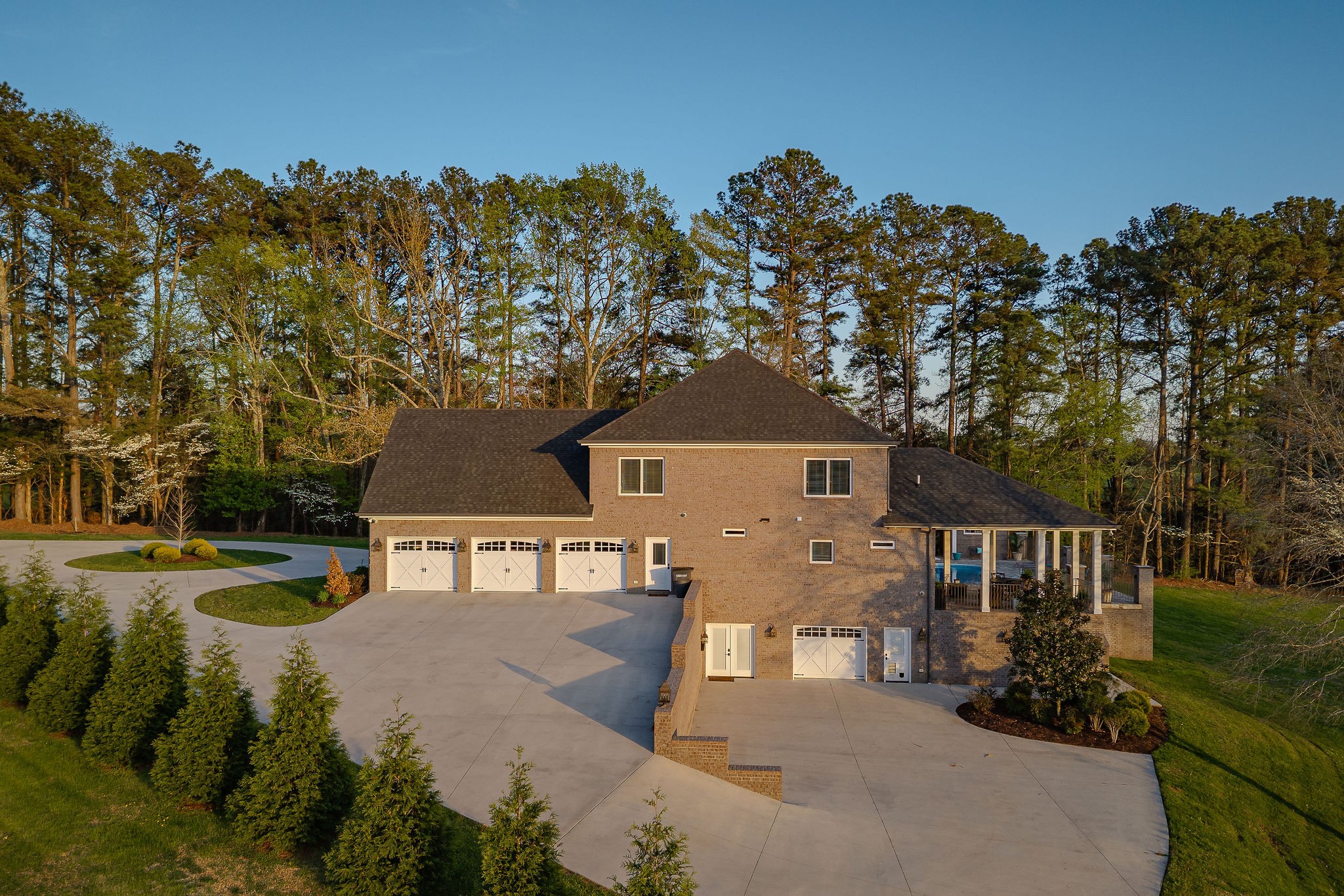 115 Southern Woods Ct