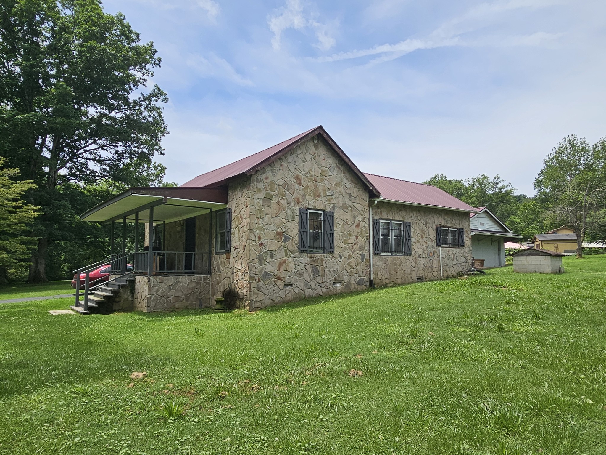 Middle Tennessee Properties 2 273 E Lee Dr