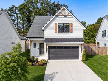 2025 Pleasant Cv Nashville TN 37214