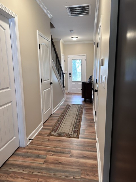 215 Cedar St