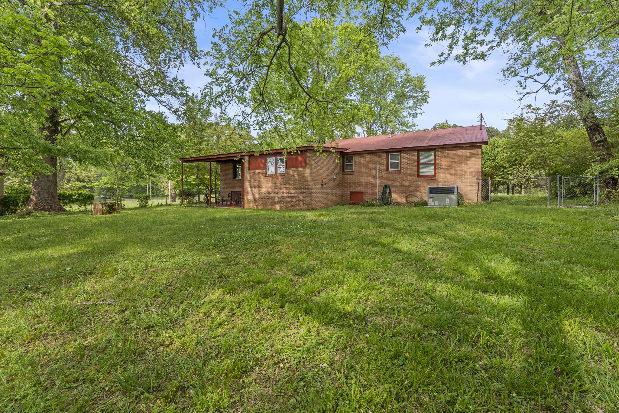 1400 Holders Cove Rd